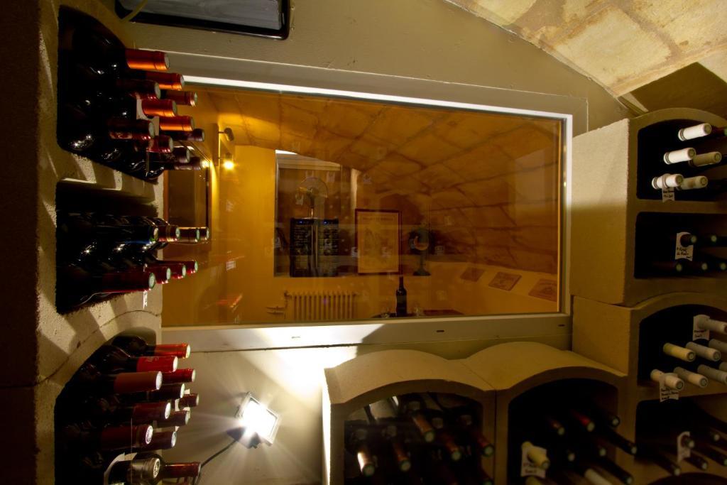 Au Coeur de Bordeaux - B&B et Cave à vin Exterior foto